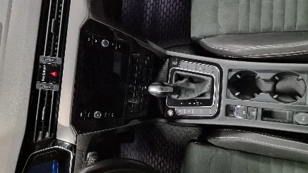 Volkswagen Passat photo-8